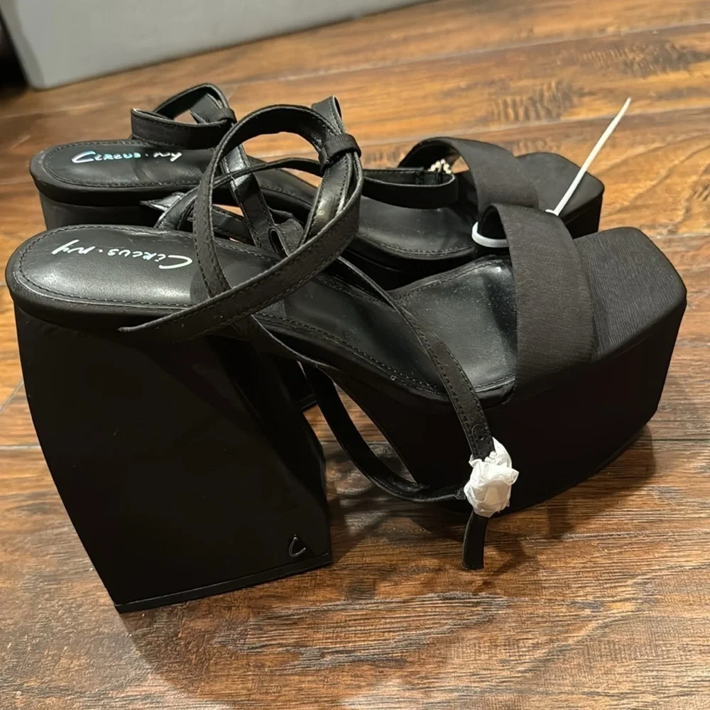 NEW! Circus NY by Sam Edelman Black Mari Strappy Platform Sandal - Size 8.5✈️ - Picture 12 of 16